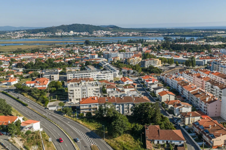 Apartamento T4 para Venda em Santa Maria Maior e Monserrate e Meadela Foto 29
