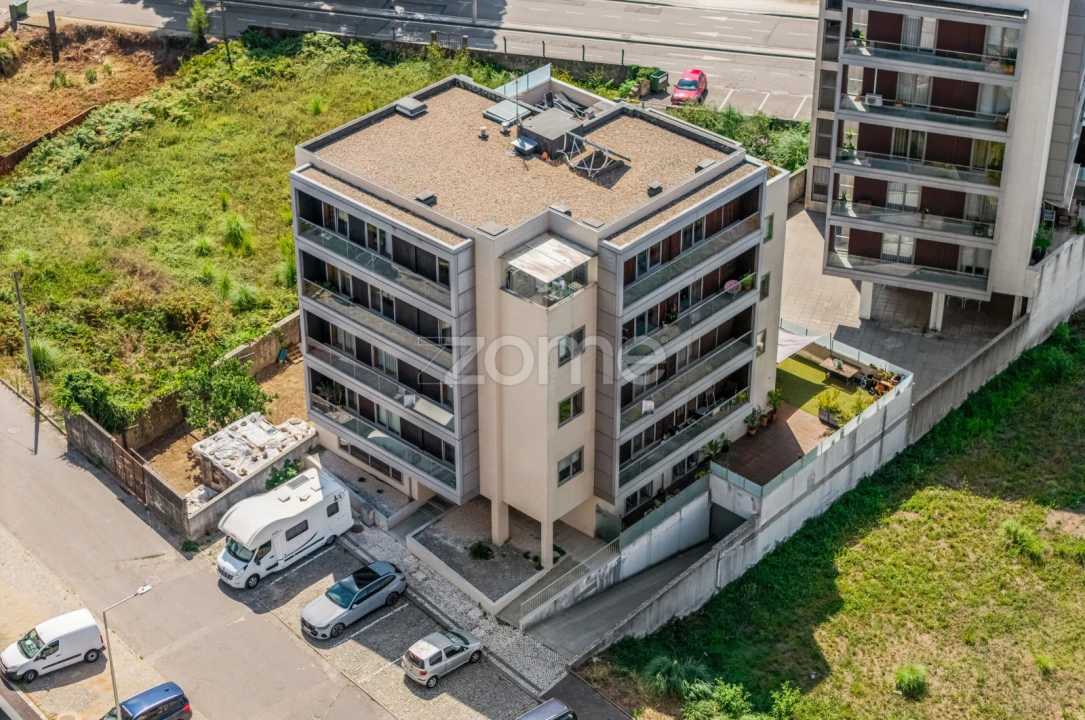 Apartamento T3 para Venda em São João da Madeira Foto 53