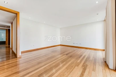 Apartamento T3 para Venda em São João da Madeira