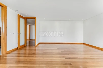 Apartamento T3 para Venda em São João da Madeira