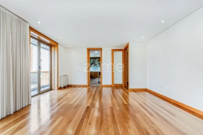 Apartamento T3 para Venda em São João da Madeira