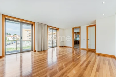 Apartamento T3 para Venda em São João da Madeira