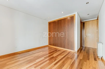 Apartamento T3 para Venda em São João da Madeira