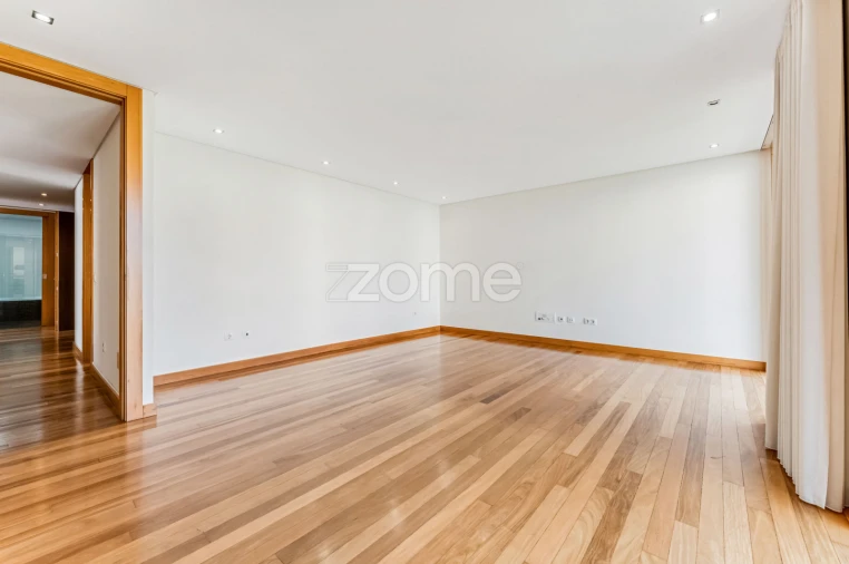 Apartamento T3 para Venda em São João da Madeira Foto 10