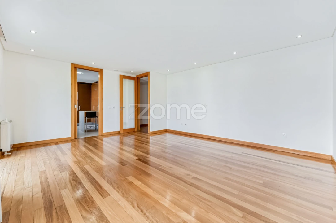 Apartamento T3 para Venda em São João da Madeira Foto 12