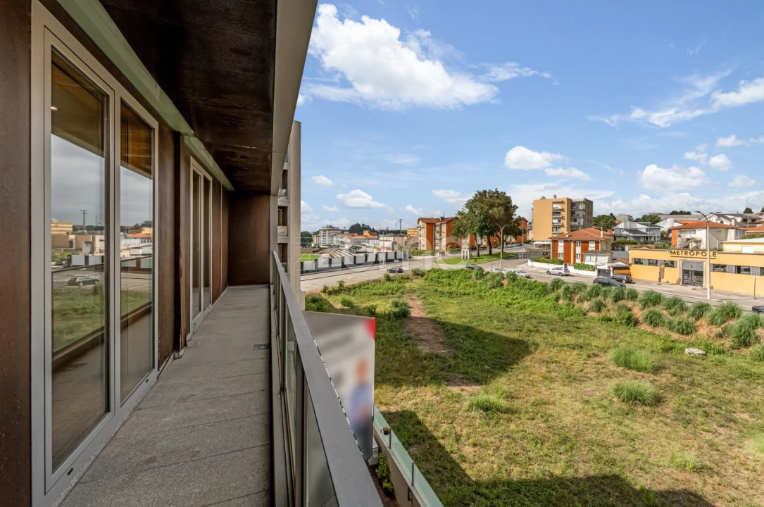 Apartamento T3 para Venda em São João da Madeira Foto 8