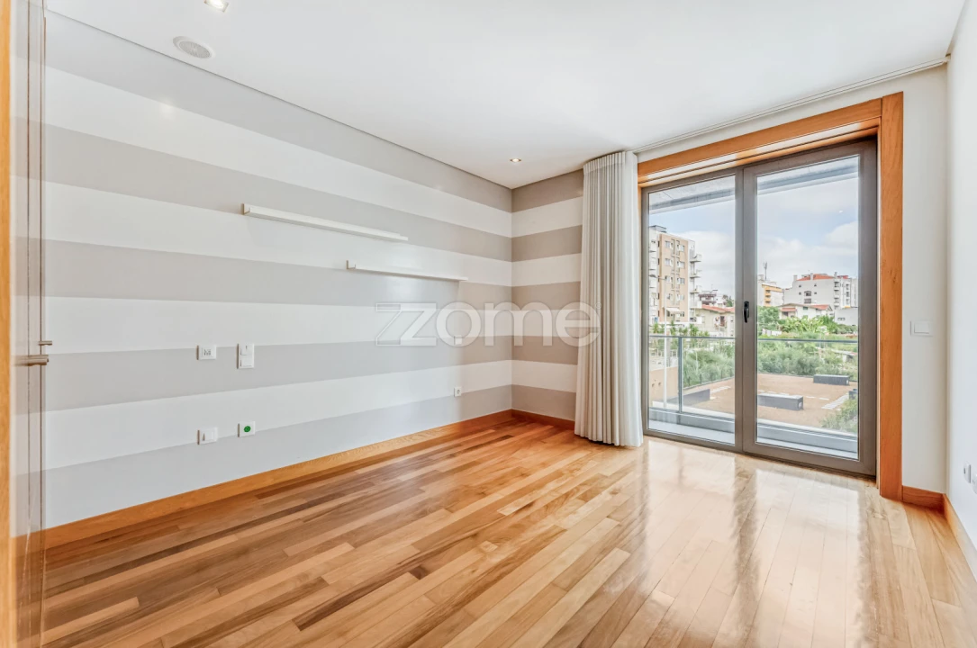 Apartamento T3 para Venda em São João da Madeira Foto 30