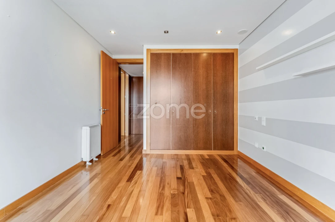 Apartamento T3 para Venda em São João da Madeira Foto 33