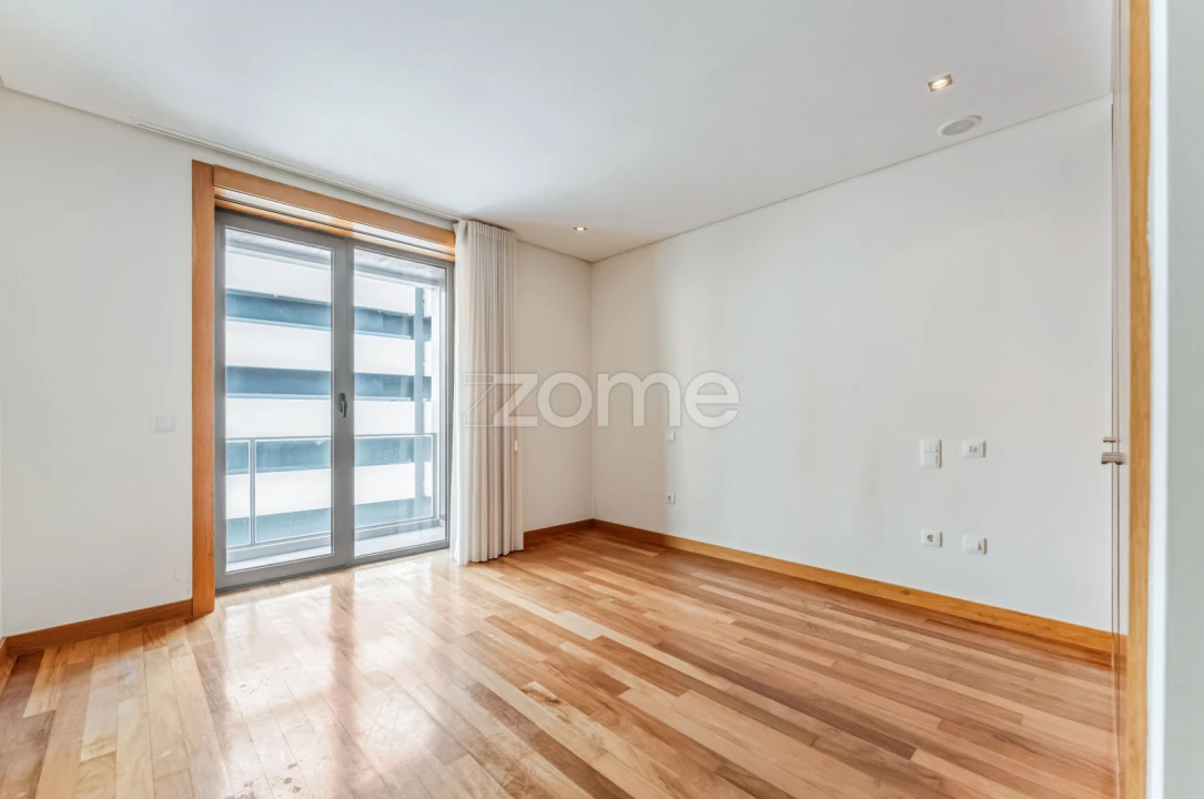 Apartamento T3 para Venda em São João da Madeira Foto 38