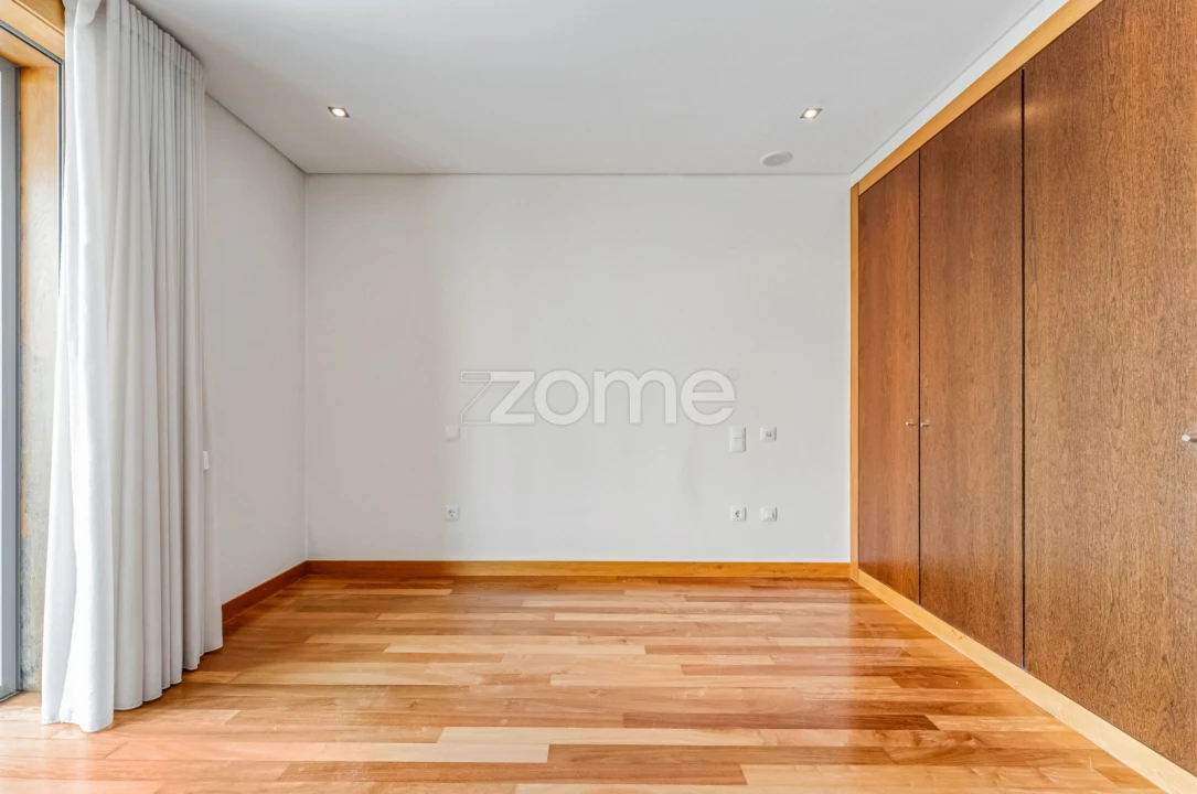 Apartamento T3 para Venda em São João da Madeira Foto 42
