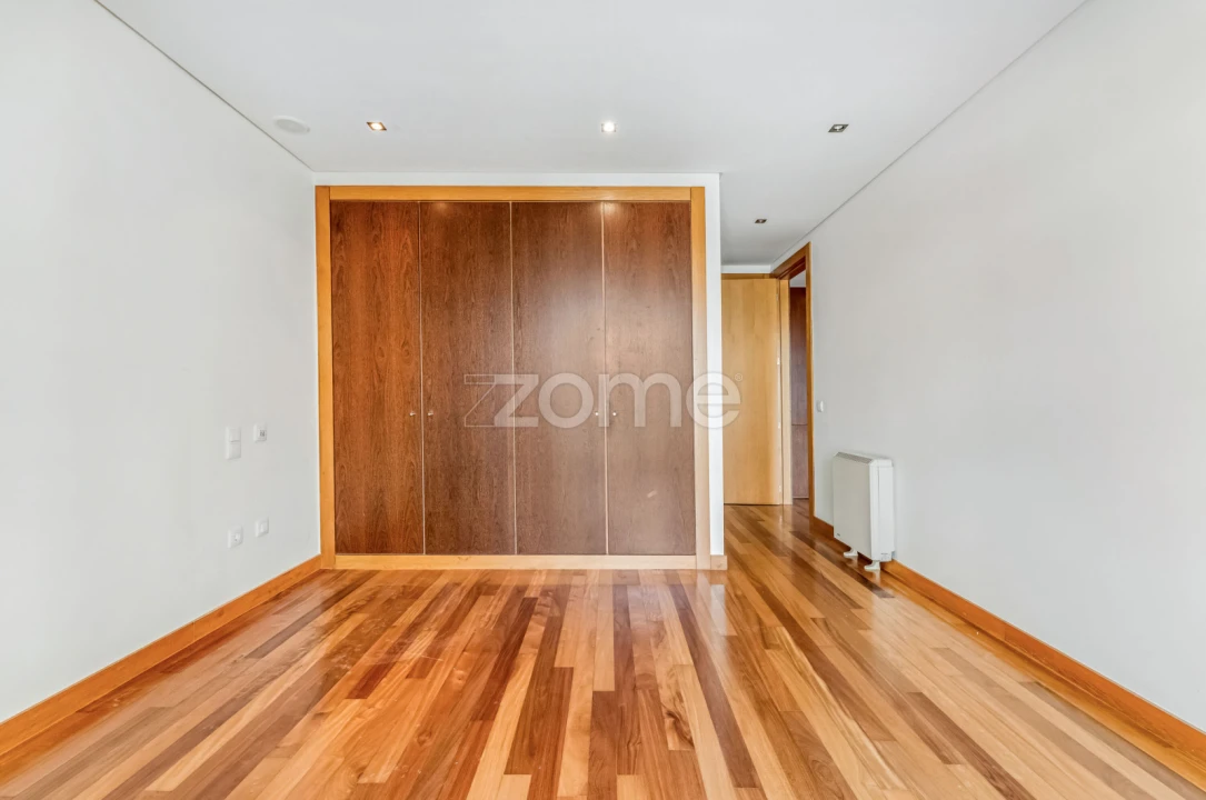 Apartamento T3 para Venda em São João da Madeira Foto 43