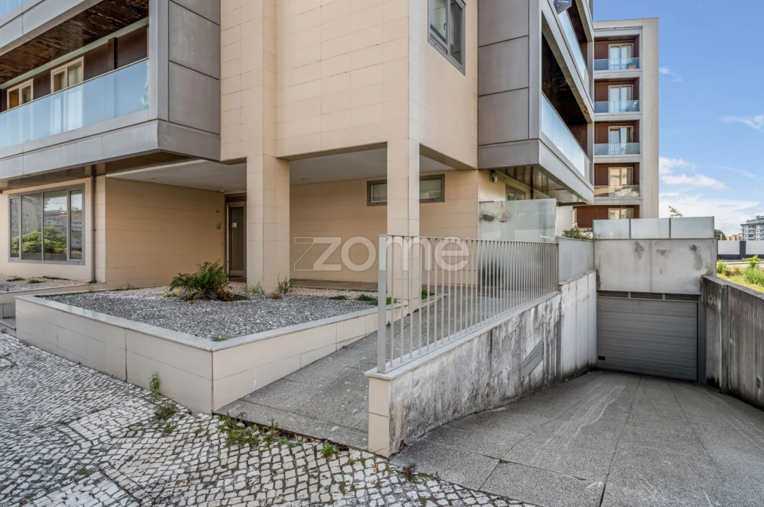 Apartamento T3 para Venda em São João da Madeira Foto 47