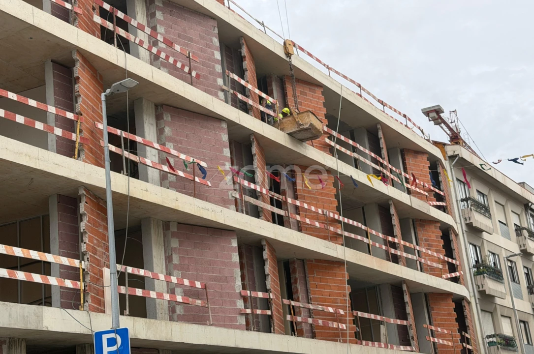 Apartamento T2 para Venda em Bonfim Foto 32
