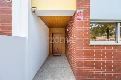 Moradia T5 para Venda em São Pedro Fins