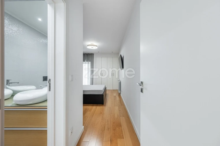 Moradia T5 para Venda em São Pedro Fins Foto 32