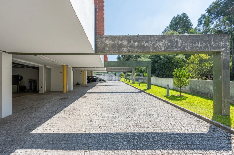 Moradia T5 para Venda em São Pedro Fins Foto 48