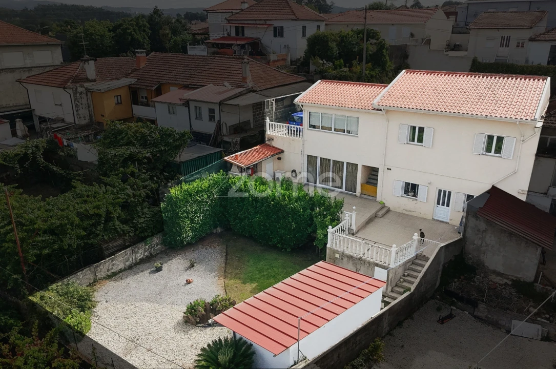 Moradia T2 para Venda em Santo Tirso, Couto (Santa Cristina e São Miguel) e Burgães Foto 1