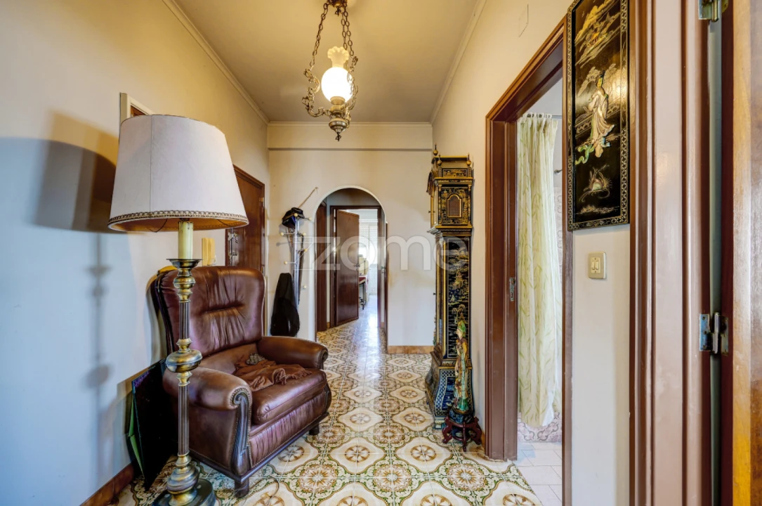 Apartamento T3 para Venda em Porto Salvo Foto 4