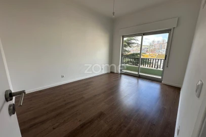 Apartamento T3 para Venda em União das Freguesias de Setúbal