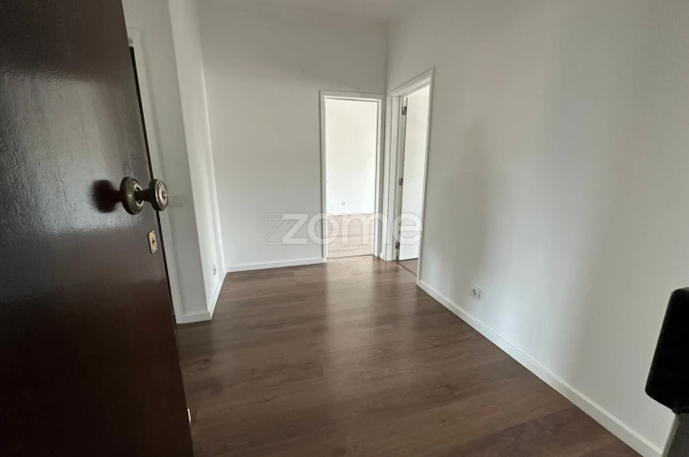 Apartamento T3 para Venda em União das Freguesias de Setúbal Foto 4