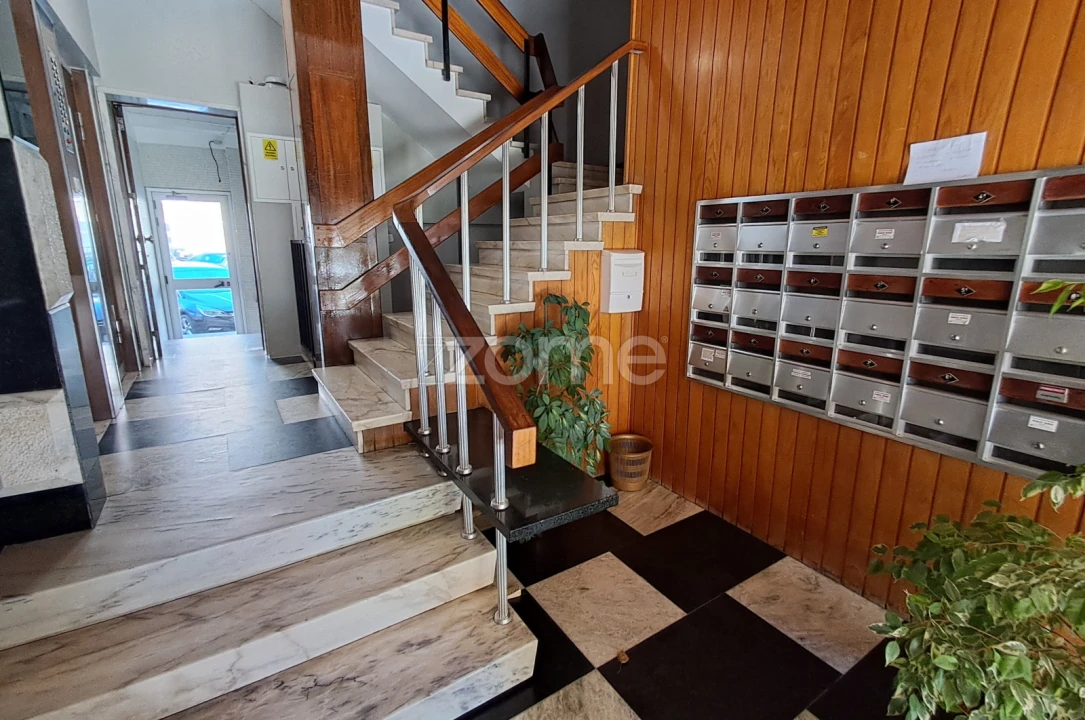 Apartamento T3 para Venda em União das Freguesias de Setúbal Foto 2