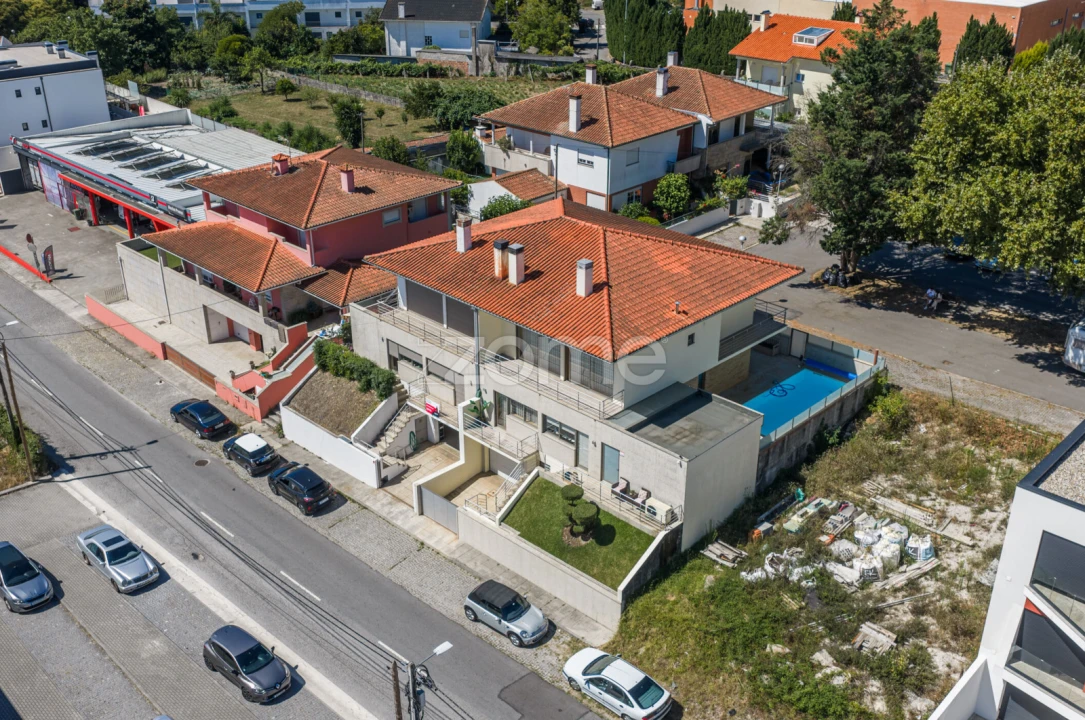 Moradia T4 para Venda em Santa Maria Maior e Monserrate e Meadela Foto 33