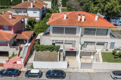 Moradia T4 para Venda em Santa Maria Maior e Monserrate e Meadela