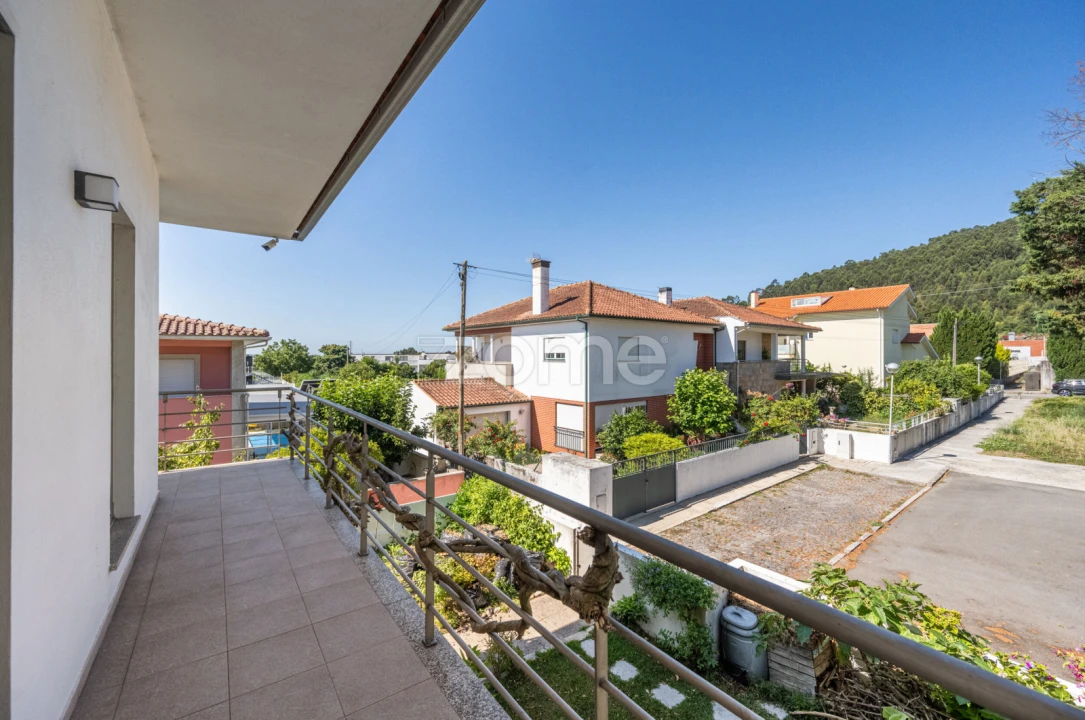 Moradia T4 para Venda em Santa Maria Maior e Monserrate e Meadela Foto 28