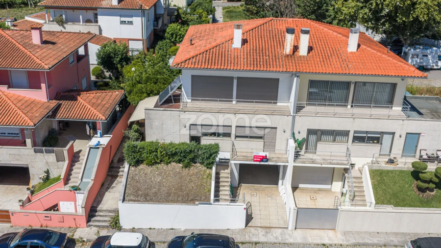 Moradia T4 para Venda em Santa Maria Maior e Monserrate e Meadela