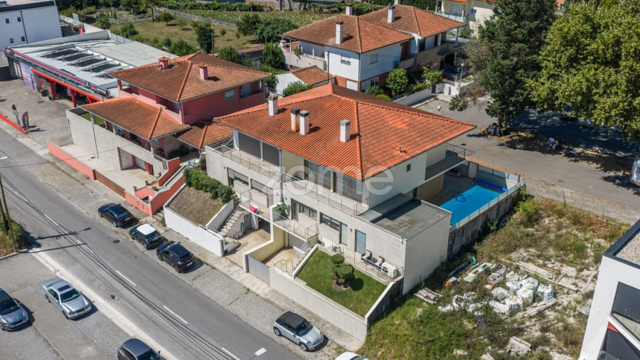 Moradia T4 para Venda em Santa Maria Maior e Monserrate e Meadela