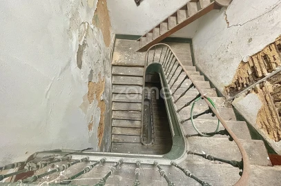 Prédio para Venda em Almada, Cova da Piedade, Pragal e Cacilhas