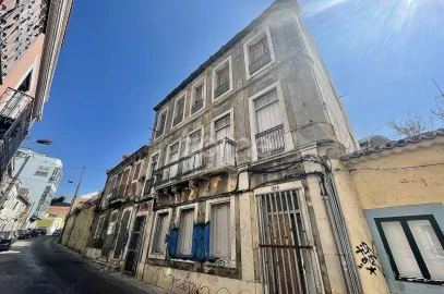 Prédio para Venda em Almada, Cova da Piedade, Pragal e Cacilhas