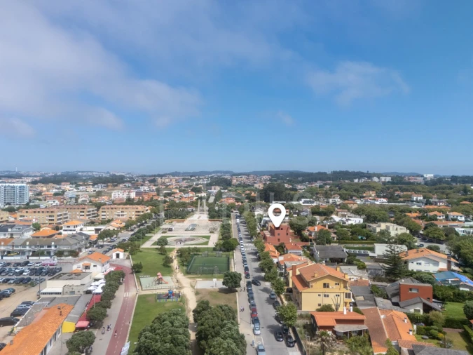 Moradia T4 para Arrendamento em Gulpilhares e Valadares Foto 18