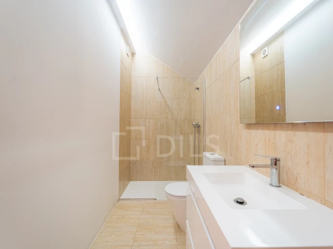 Moradia T4 para Arrendamento em Gulpilhares e Valadares Foto 48