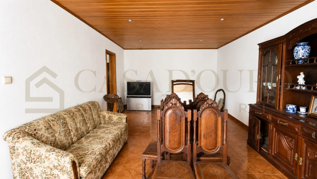 Moradia T4 para Venda em Foz do Sousa e Covelo Foto 3