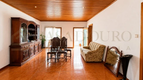 Moradia T4 para Venda em Foz do Sousa e Covelo