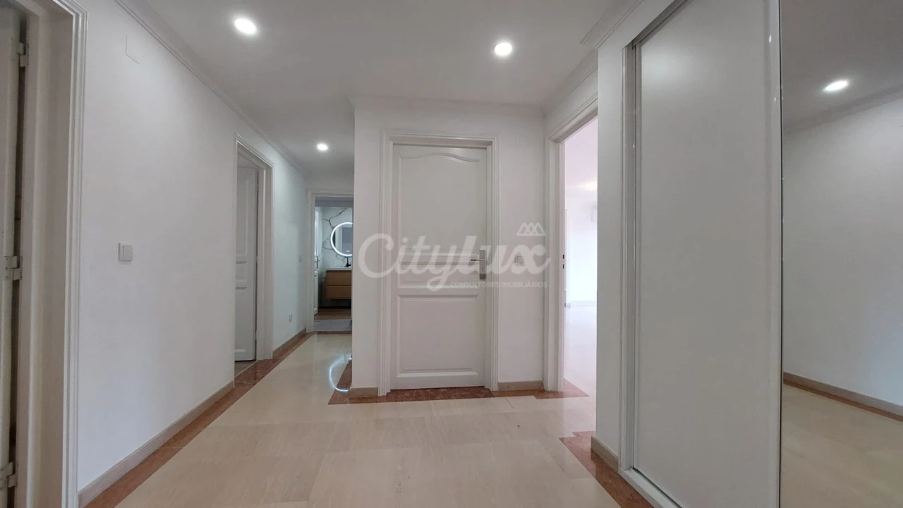 Apartamento T2 para Arrendamento em Cascais e Estoril Foto 3