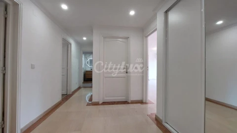 Apartamento T2 para Arrendamento em Cascais e Estoril