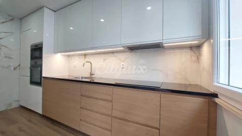 Apartamento T2 para Arrendamento em Cascais e Estoril