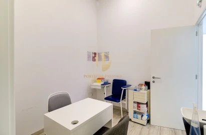 Loja para Venda em Tavira (Santa Maria e Santiago)