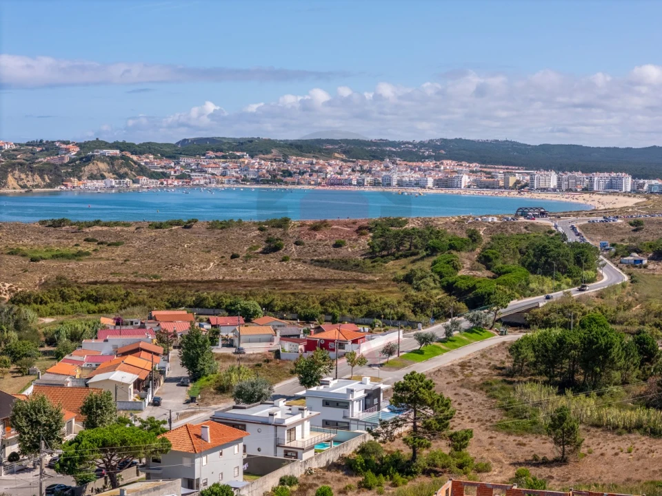 Moradia T4 para Venda em Tornada e Salir do Porto Foto 48