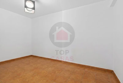 Moradia T3 para Venda em Carvalhal Benfeito