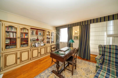 Apartamento T5 para Venda em Braga (São José de São Lázaro e São João do Souto)