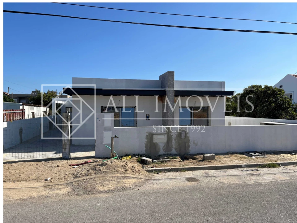 Moradia T4 para Venda em Fernao Ferro Foto 13