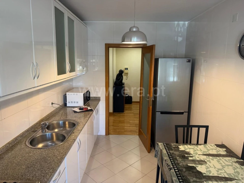 Apartamento T2 para Venda em Oliveira do Douro Foto 3
