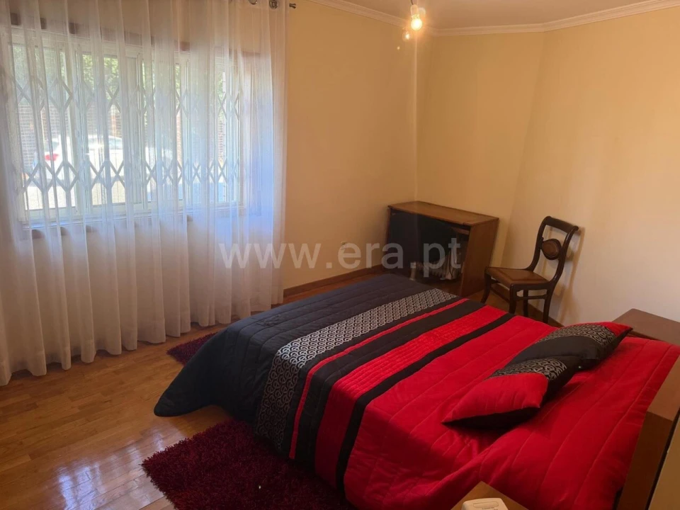 Apartamento T2 para Venda em Oliveira do Douro Foto 5