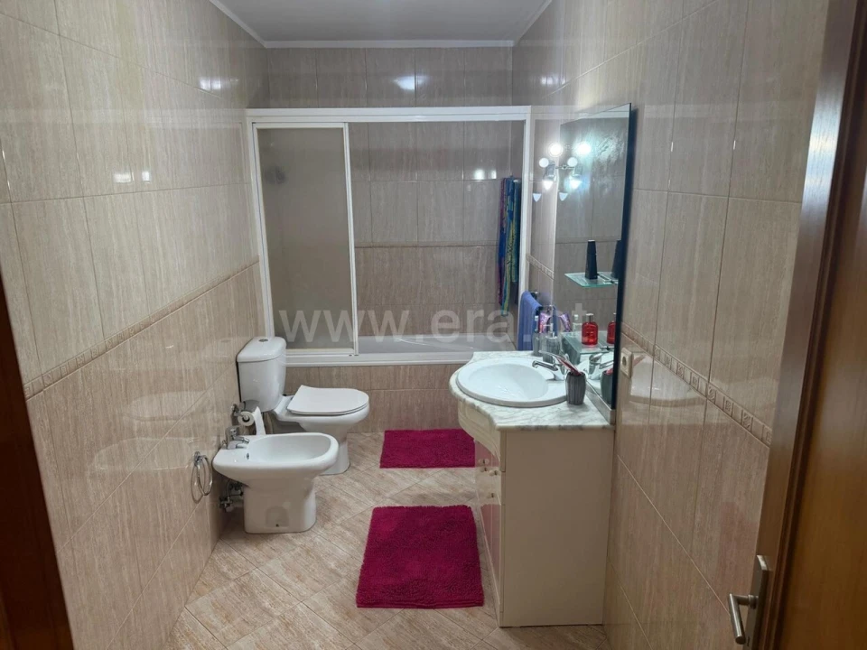 Apartamento T2 para Venda em Oliveira do Douro Foto 10