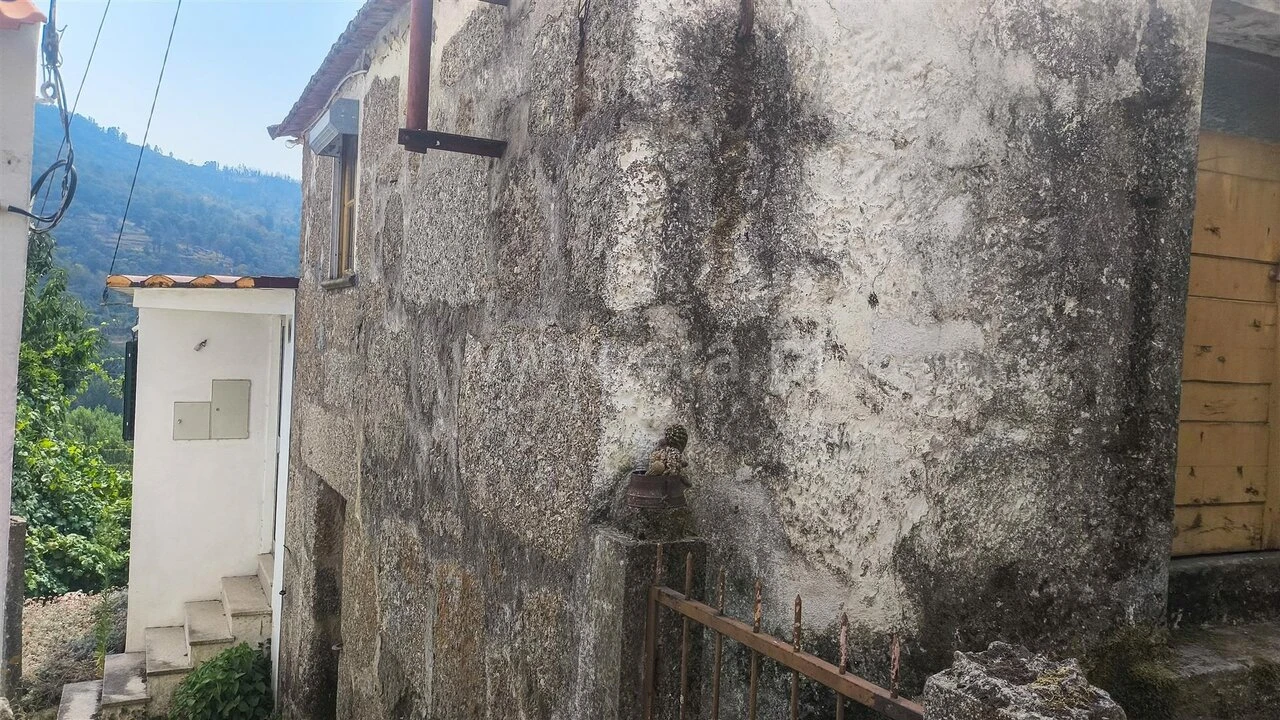 Moradia T2 para Venda em Anreade e São Romão de Aregos Foto 7