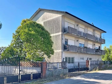 Moradia T8 para Venda em Paialvo