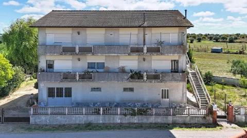 Moradia T8 para Venda em Paialvo